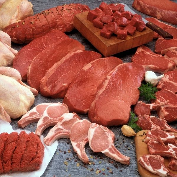 Realizamos los mejores cortes tradicionales de vacuno, cerdo y cordero. Disfruta de la experiencia gastronómica del corte tradicional.